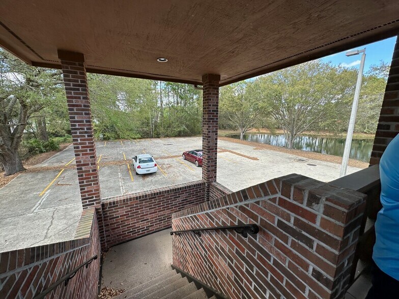 More Photos Of 9776 San Jose Blvd, Jacksonville Medical For Sale