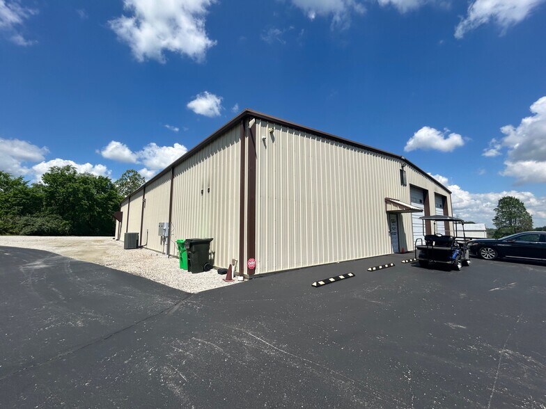 Primary Photo Of 13002 Indiana 60, Memphis Warehouse For Sale