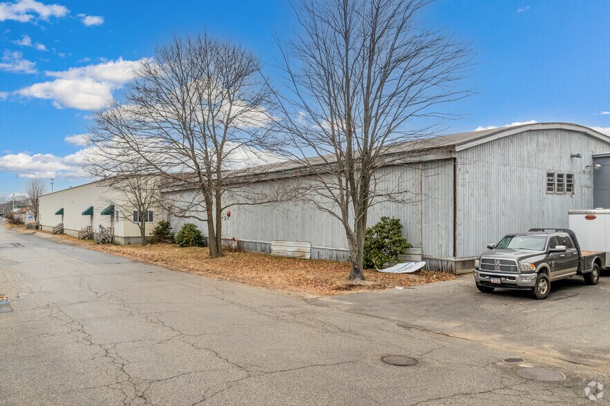 More Photos Of 33-61 Bishop St, Portland Warehouse For Lease