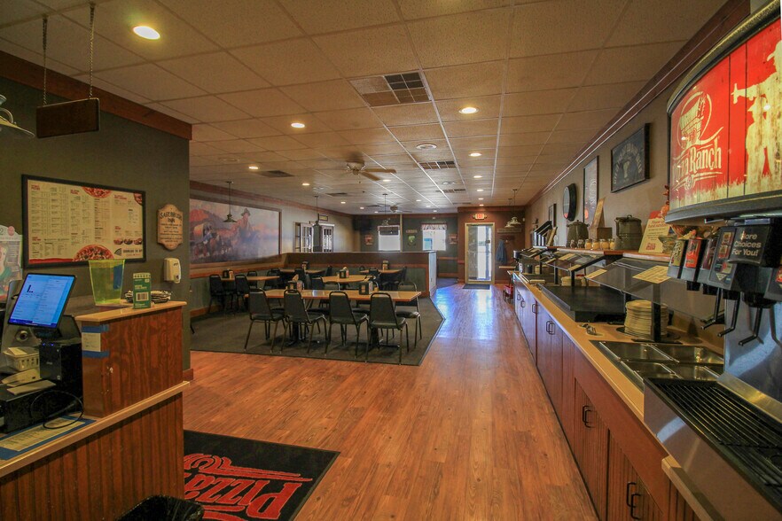 More Photos Of 211 N Main St, Pocahontas Restaurant For Sale