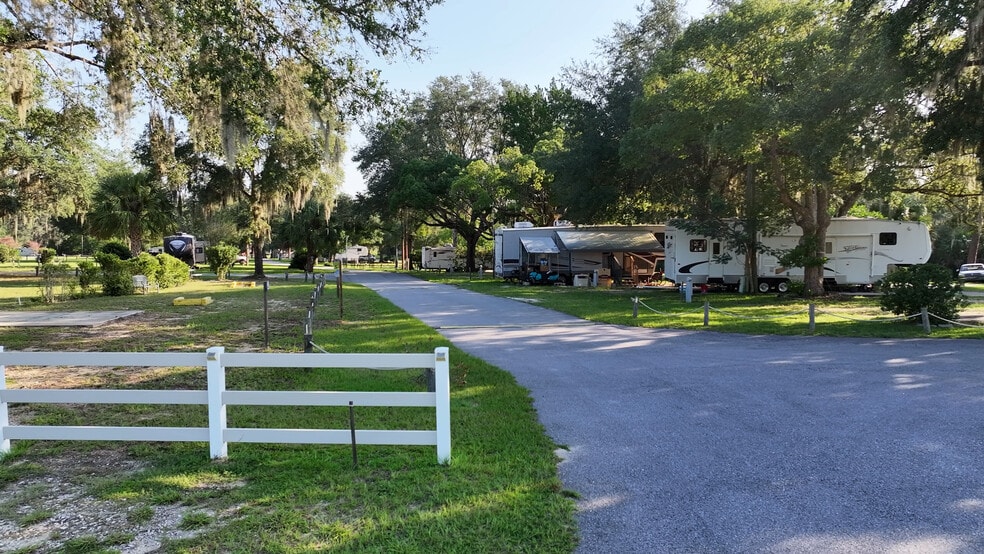 More Photos Of 1488 SR 20, Interlachen Manufactured Housing Mobile Home Park For Sale