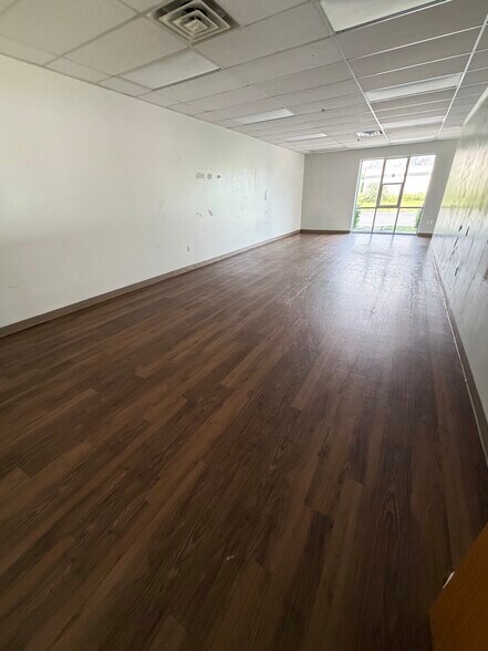 More Photos Of 691 W 1200 N, Springville Office For Lease