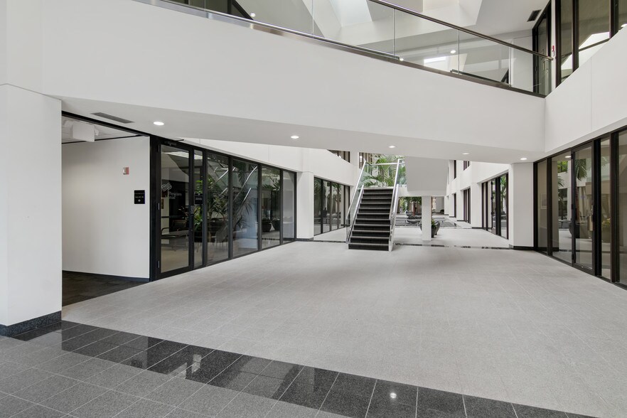 More Photos Of 14800 St. Mary's Ln, Houston Office For Lease