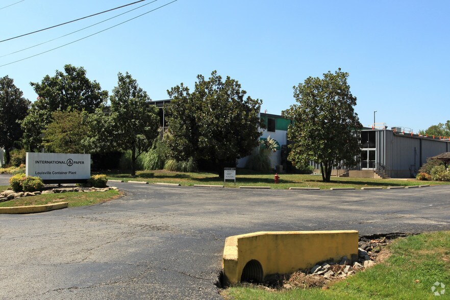More Photos Of 4400 Progress Blvd, Louisville Warehouse For Sale
