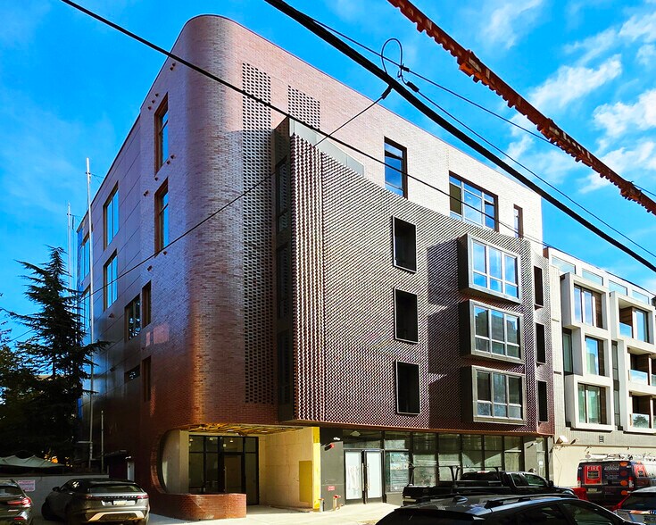 Primary Photo Of 613-619 S 24th St, Philadelphia Storefront Retail Residential For Lease