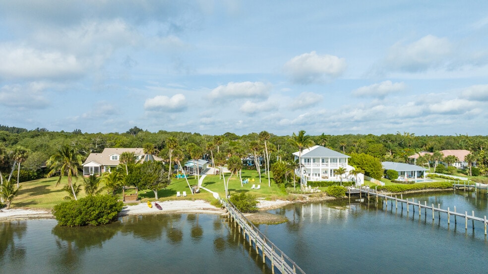 More Photos Of 11450 S Indian River Dr, Sebastian Hotel For Sale