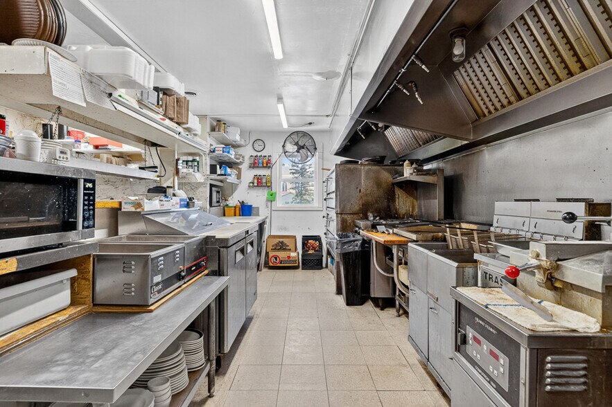 More Photos Of 1281 OH-183, Atwater Restaurant For Sale