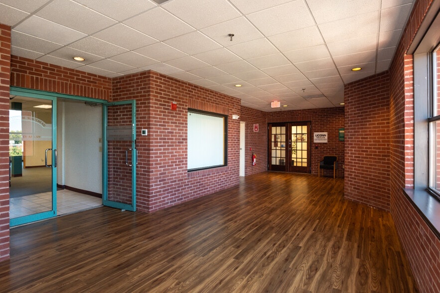 More Photos Of 241 Main St, Hartford Office For Sale