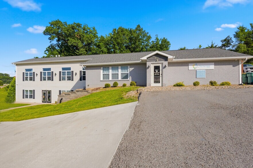 More Photos Of 3601 Commerce Dr, Arnold Office For Sale