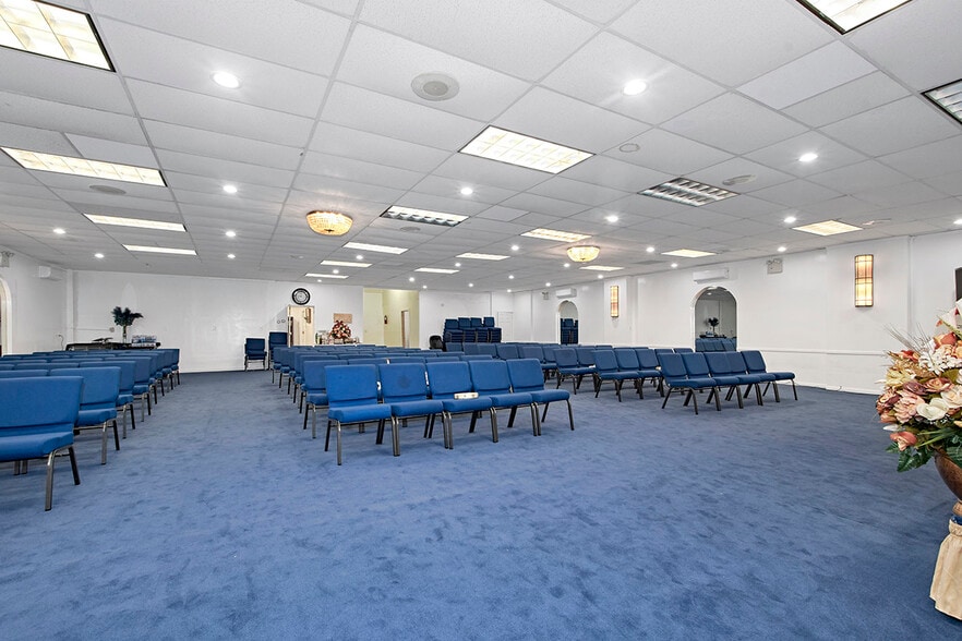 More Photos Of 3243 Ampere Ave, Bronx Lodge Meeting Hall For Sale