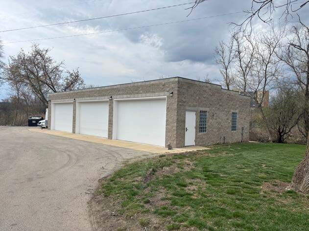 More Photos Of 7253 Sheridan Springs Rd, Lake Geneva Industrial For Lease