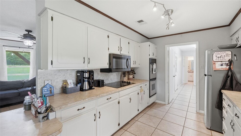 More Photos Of 632 County Road 340A, Milano Land For Sale