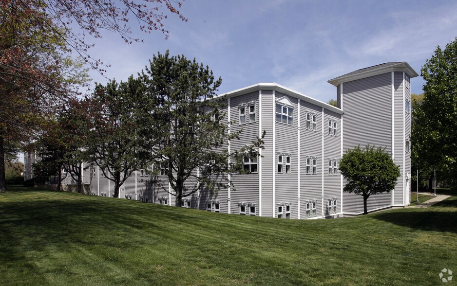 More Photos Of 215 Toll Gate Rd, Warwick Medical For Lease