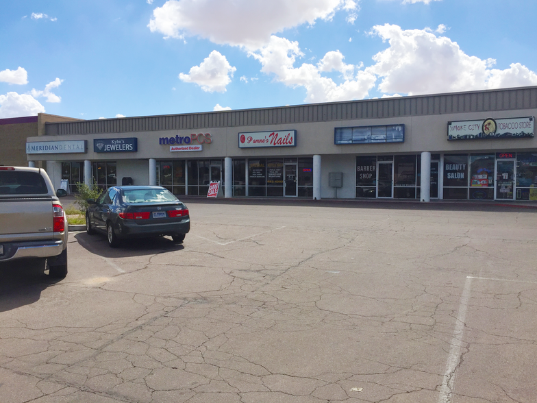 Primary Photo Of 3061 W Apache Trl, Apache Junction General Retail For Lease