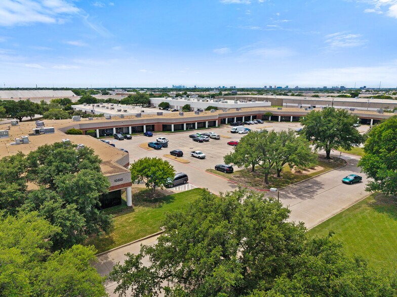 More Photos Of 11601 Plano Rd, Dallas Unknown For Lease