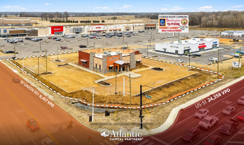 More Photos Of 8637 US Highway 51 N, Millington Restaurant For Sale