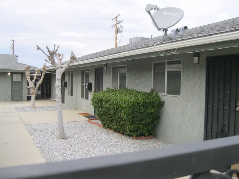 More Photos Of 491 S Simpson Ave, Hemet Multifamily For Sale