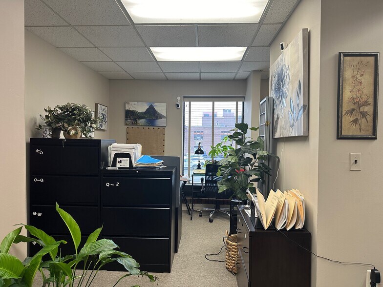 More Photos Of 32 Mercer St, Hackensack Office For Lease