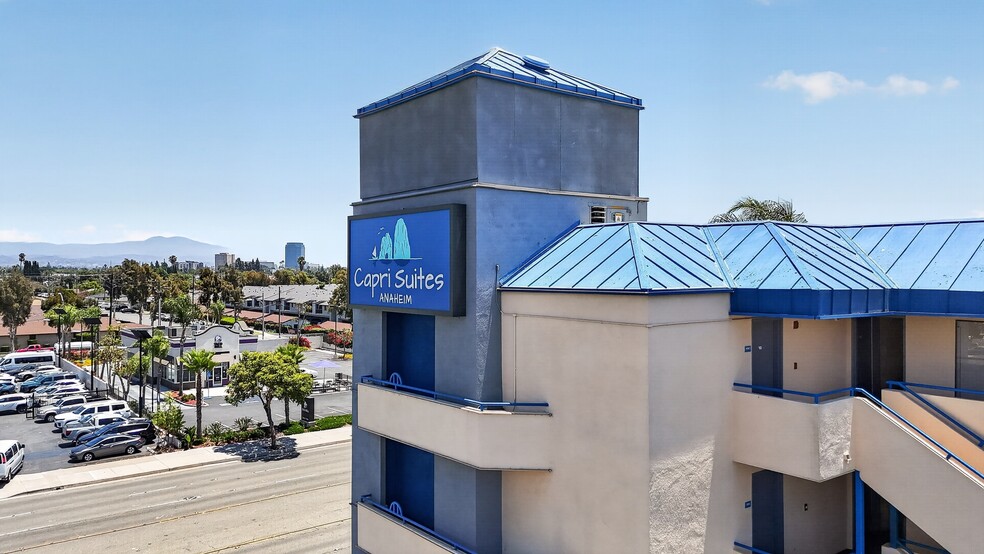 More Photos Of 2141 S Harbor Blvd, Anaheim Hotel For Sale