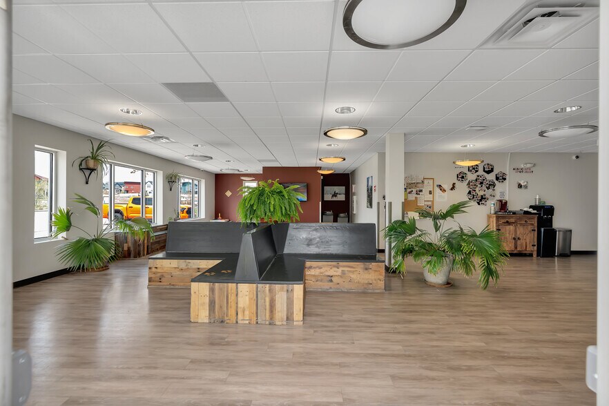 More Photos Of 2000 W South Boulder Rd, Lafayette Medical For Sale