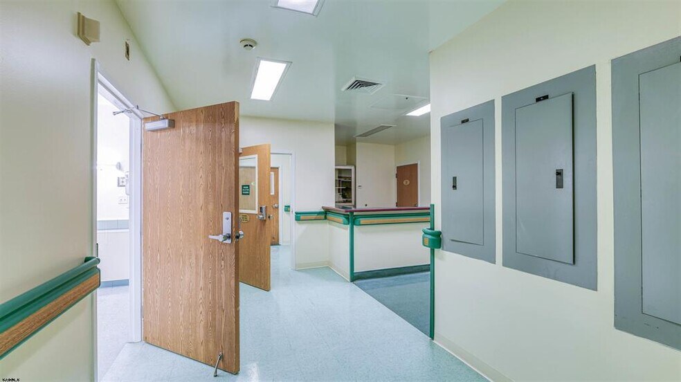 More Photos Of 301-305 Central Ave, Egg Harbor Township Medical For Lease
