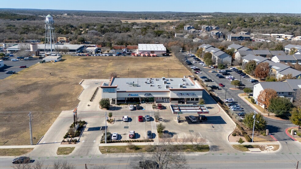 More Photos Of 641 Mill St, San Marcos Restaurant For Lease