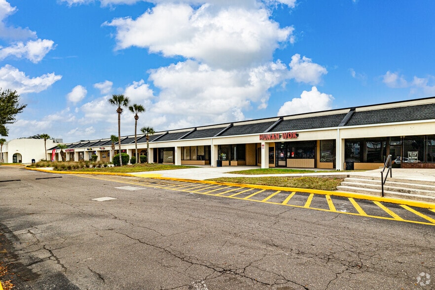 More Photos Of 5566 Fort Caroline Rd, Jacksonville Unknown For Lease