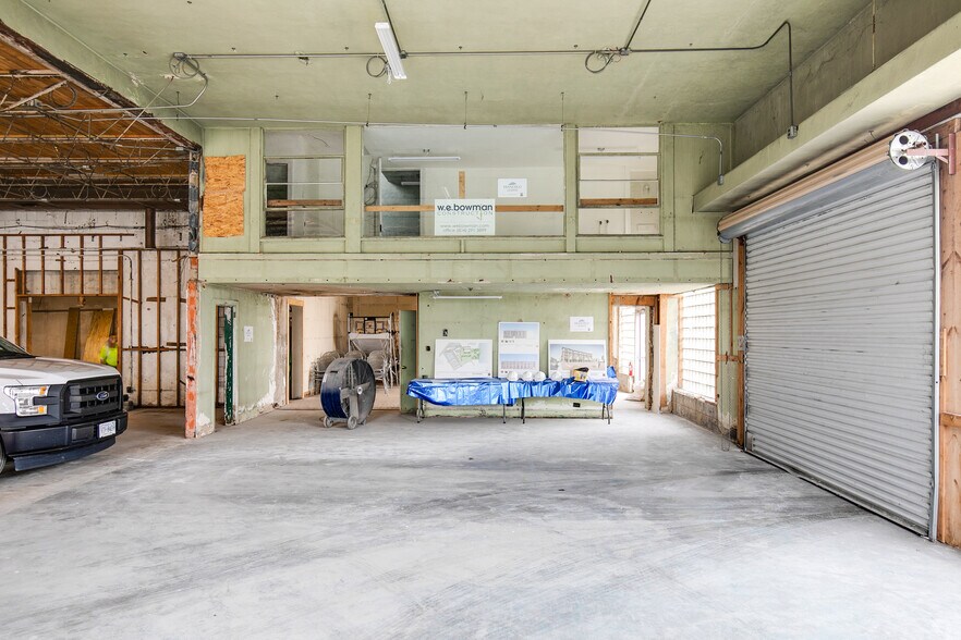 More Photos Of 207 Poythress Street, Hopewell Storefront Retail Office For Lease