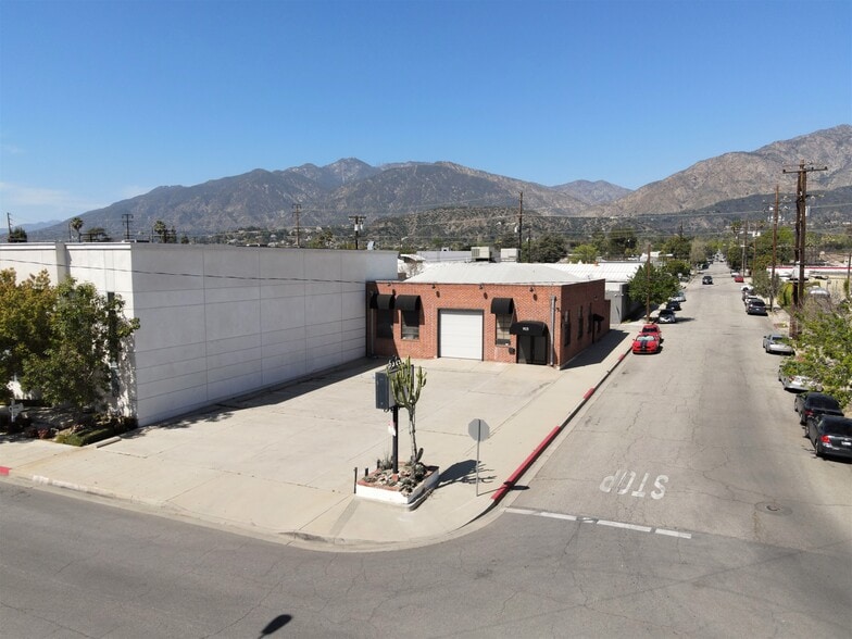 Primary Photo Of 915 S Alta Vista Ave, Monrovia Flex For Sale