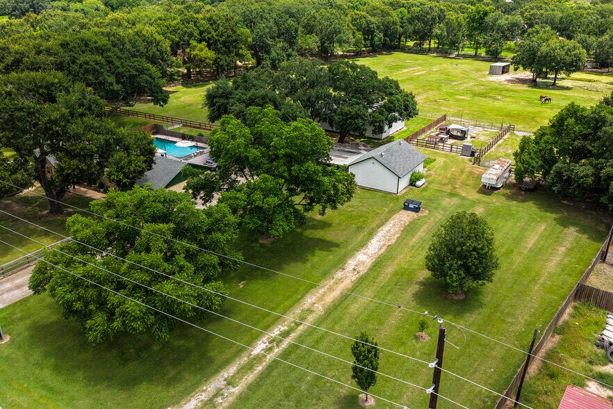 More Photos Of 18334 Mueschke Rd, Cypress Land For Sale