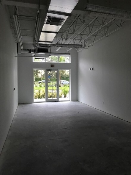 More Photos Of 2201 Palm Ave, Miramar Storefront Retail Office For Lease