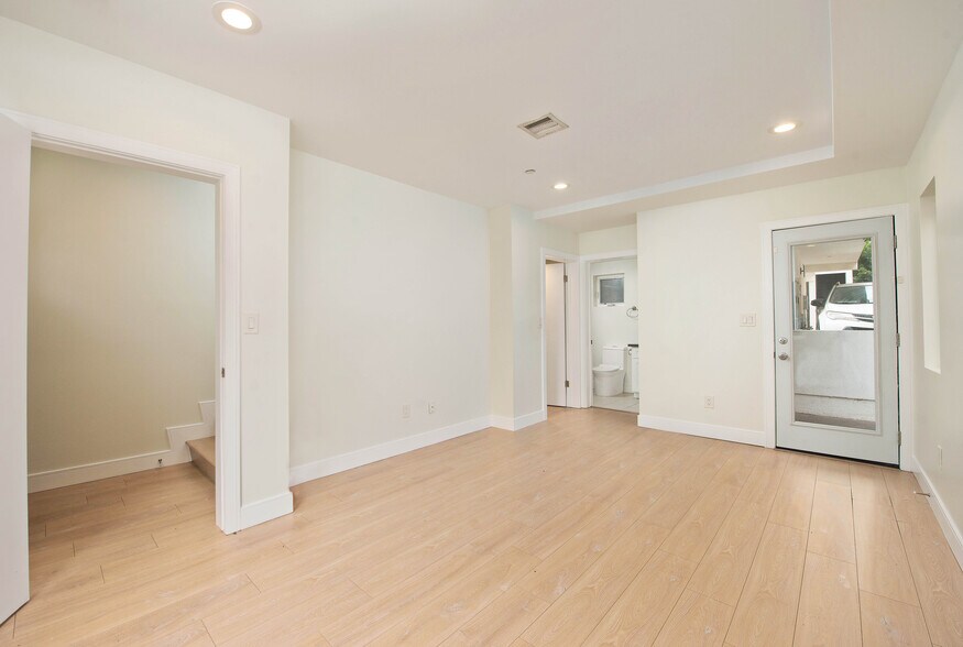 More Photos Of 635 N Harvard Blvd, Los Angeles Apartments For Sale