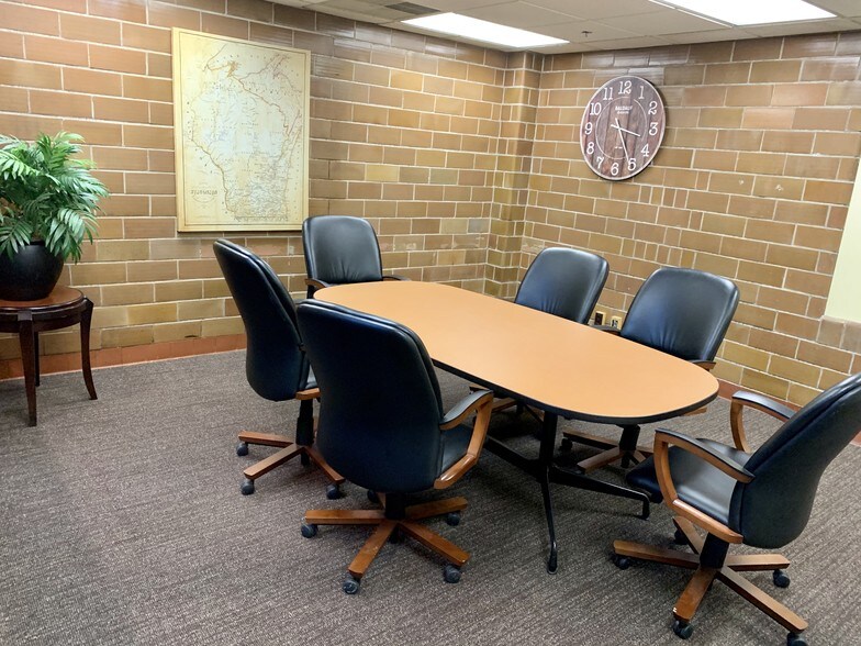 More Photos Of 150 W 1st St, New Richmond Office Residential For Lease