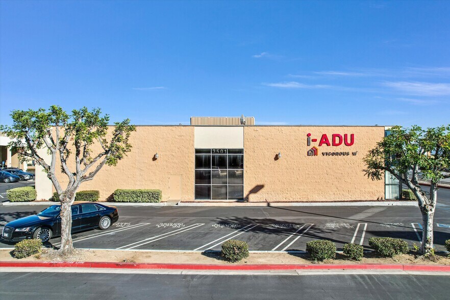 More Photos Of 3501 Hart Ave, Rosemead Office For Lease