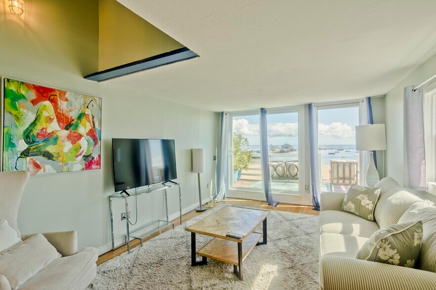 More Photos Of 265 Commercial St, Provincetown Flex For Sale