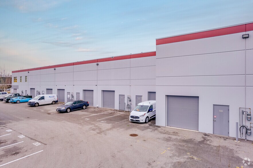 More Photos Of 5108-5118 N Fraser Way, Burnaby Industrial For Sale