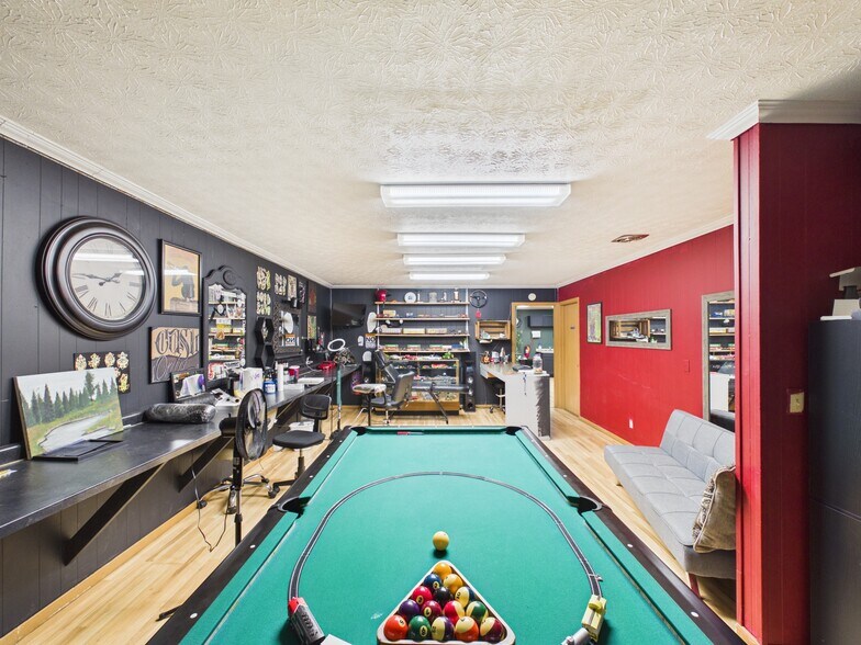 More Photos Of 414 Martin St, Greenville Office For Sale