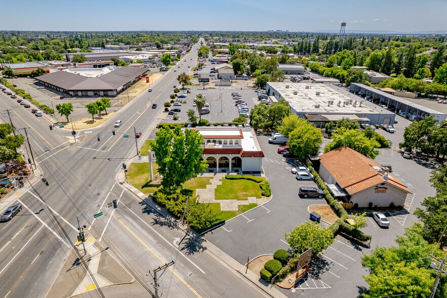 More Photos Of 5299 Auburn Blvd, Sacramento Office For Lease
