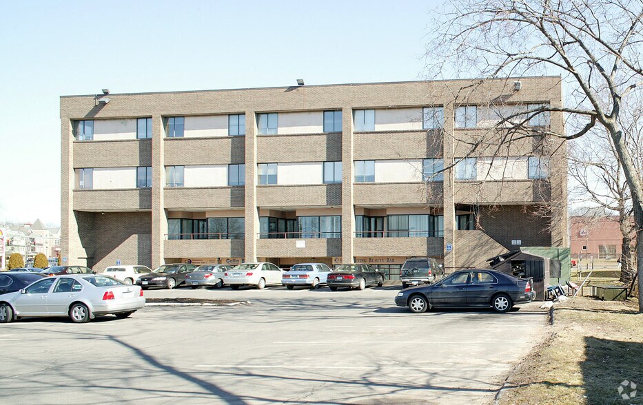 More Photos Of 1229-1251 Albany Ave, Hartford Office For Lease