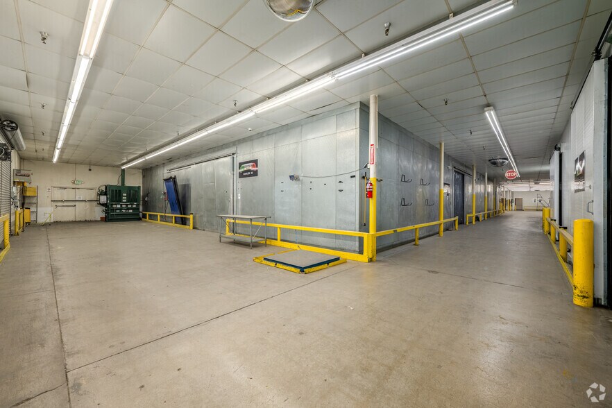 More Photos Of 2648 W Ramsey St, Banning Refrigeration Cold Storage For Sale