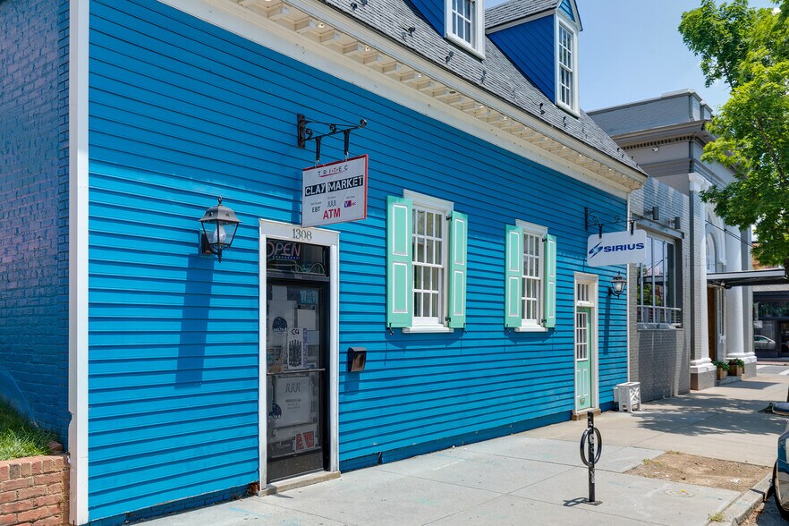 More Photos Of 1306-1308 W Main St, Richmond Storefront Retail Office For Sale