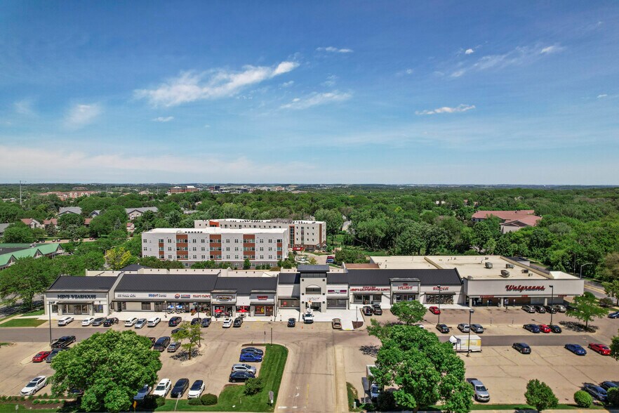 More Photos Of 7810-7874 Mineral Point Rd, Madison Unknown For Lease