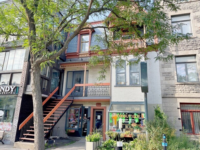 More Photos Of 4320-4324 St Saint-Denis, Montréal Multifamily For Sale