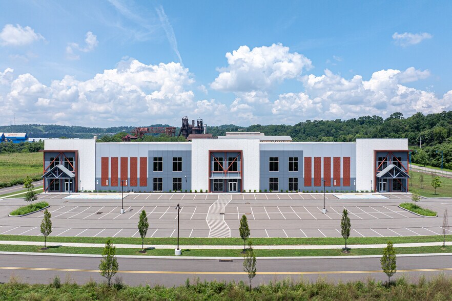 More Photos Of 150 E Shore Dr, Rankin Flex For Sale