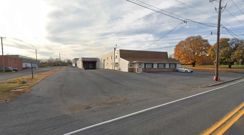 More Photos Of 105 N 16th St, Lebanon Industrial For Lease