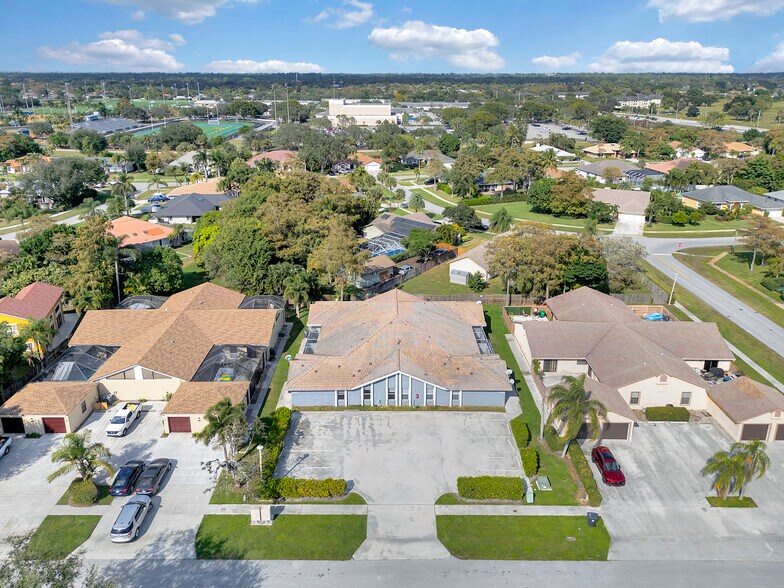 More Photos Of , Wellington Multifamily For Sale