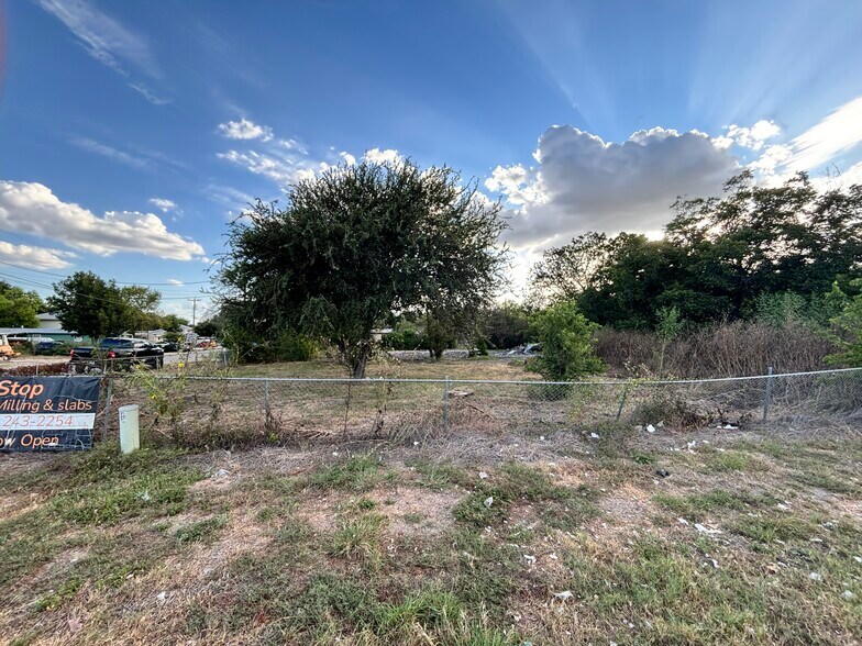 More Photos Of 110 Leisure Village Dr, New Braunfels Land For Sale