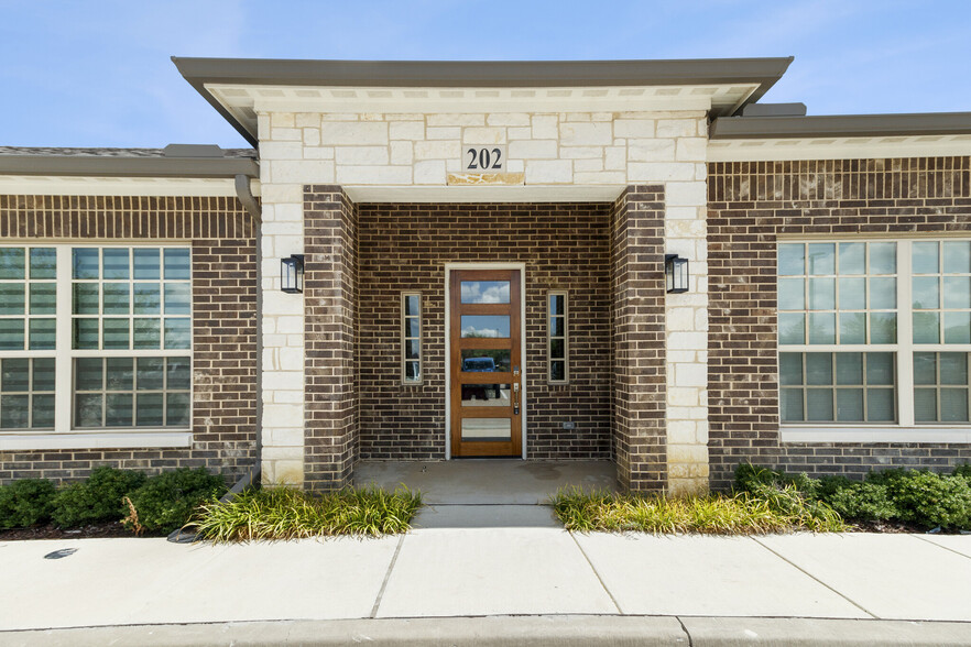 Primary Photo Of 2681 MacArthur Blvd, Lewisville Coworking Space