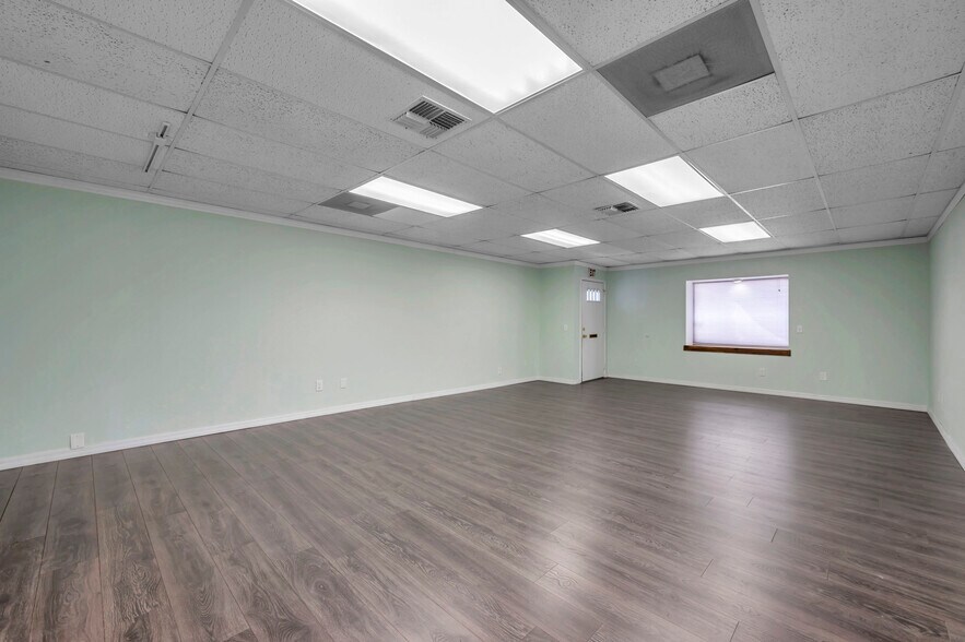 More Photos Of 5100 78th Ave N, Pinellas Park Medical For Lease