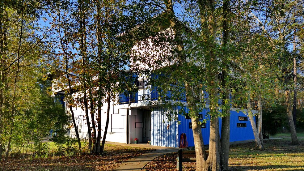 More Photos Of 701 Sawdust Rd, Spring Unknown For Lease